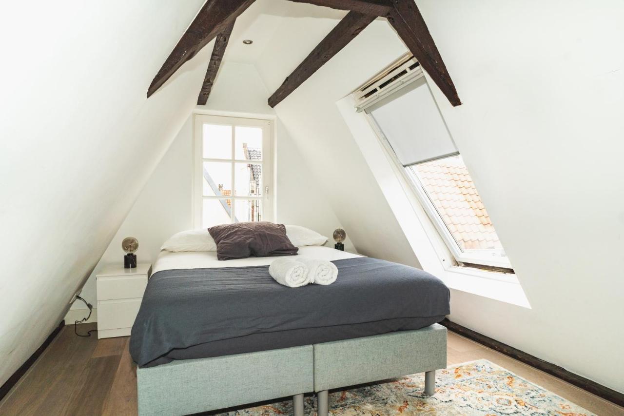 Tiny Attic On The Herengracht, Private Room Amsterdam Exterior photo